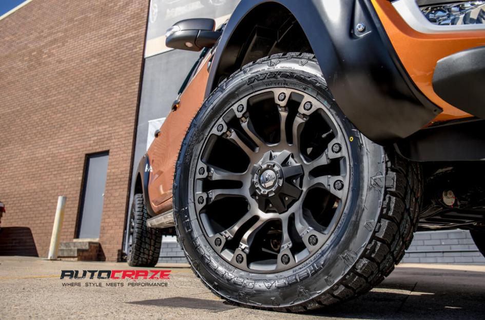 FORD-RANGER-VAPOR-BLACK-MACHINED-WITH-DARK-TINT